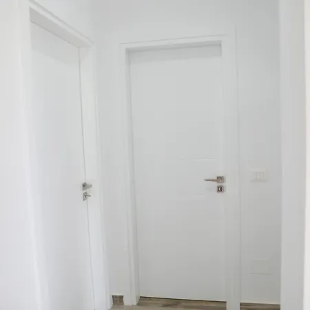 Amla'S Villa Berat Exterior photo